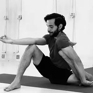 yoga teacher in Rishikesh